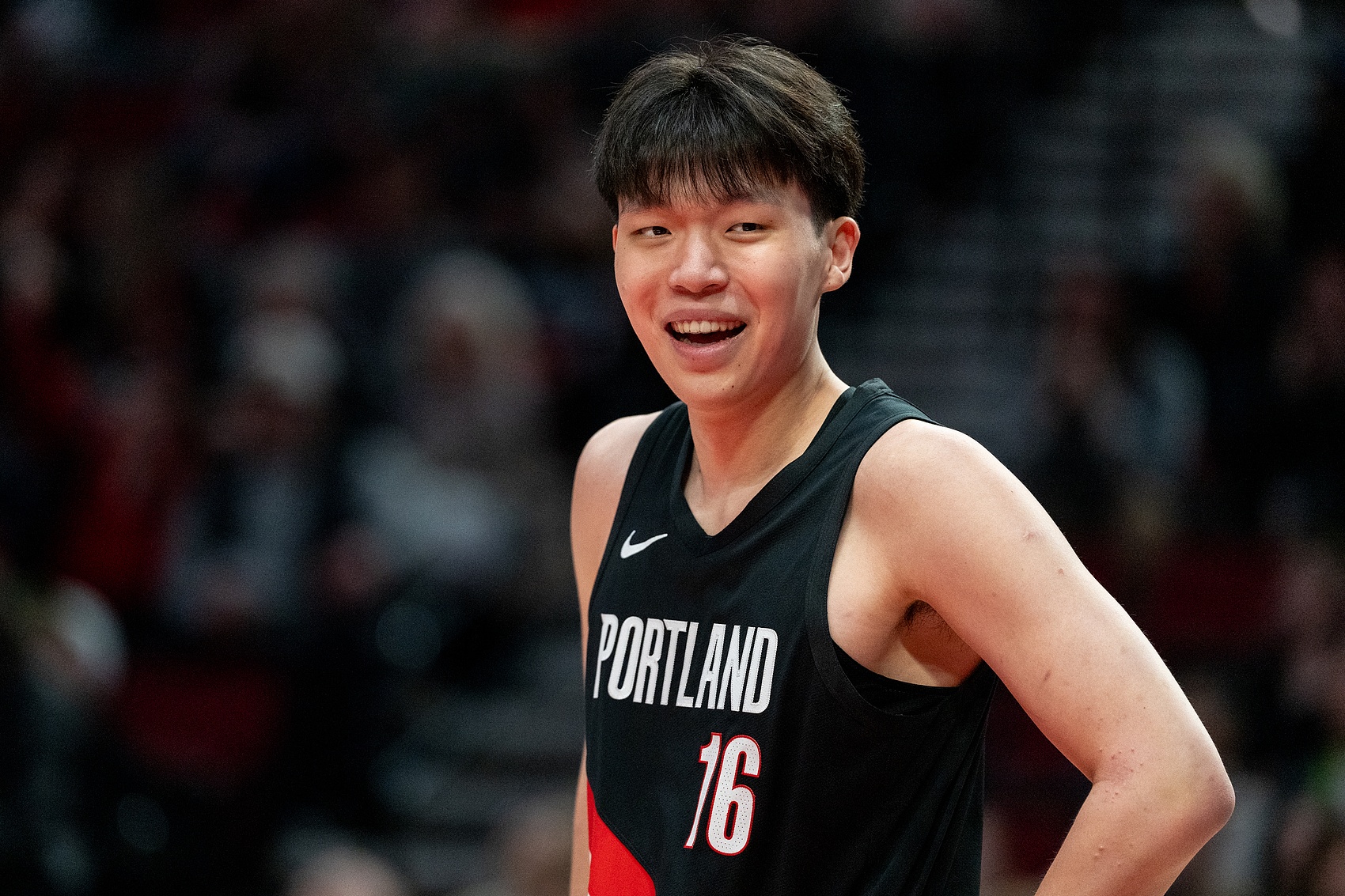 星空体育在线-杨瀚森点评自己的NBA菜鸟赛季：有太多遗憾&amp;不满 给自己打40-50分